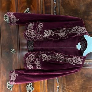 Embroidered crop blazer